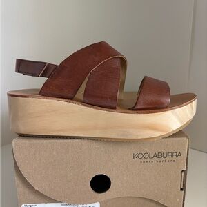 Koolaburra Tan Leather Platform Sandal